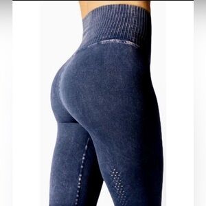 Free people high rise Good Karma Legging washed deepest navy blue NWOT size M/L